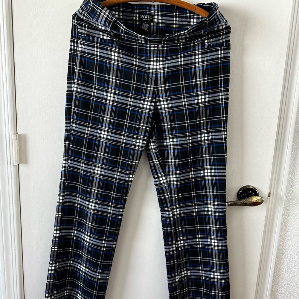 Soho Appareal ltd large women’s slacks